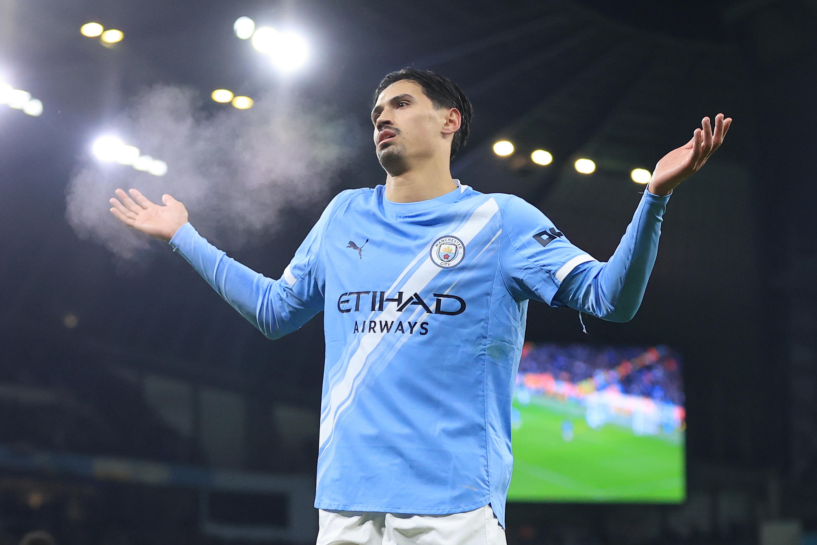 开云APP-赖因德斯：英超身体对抗和强度始终是100%，在比赛中永远无法休息